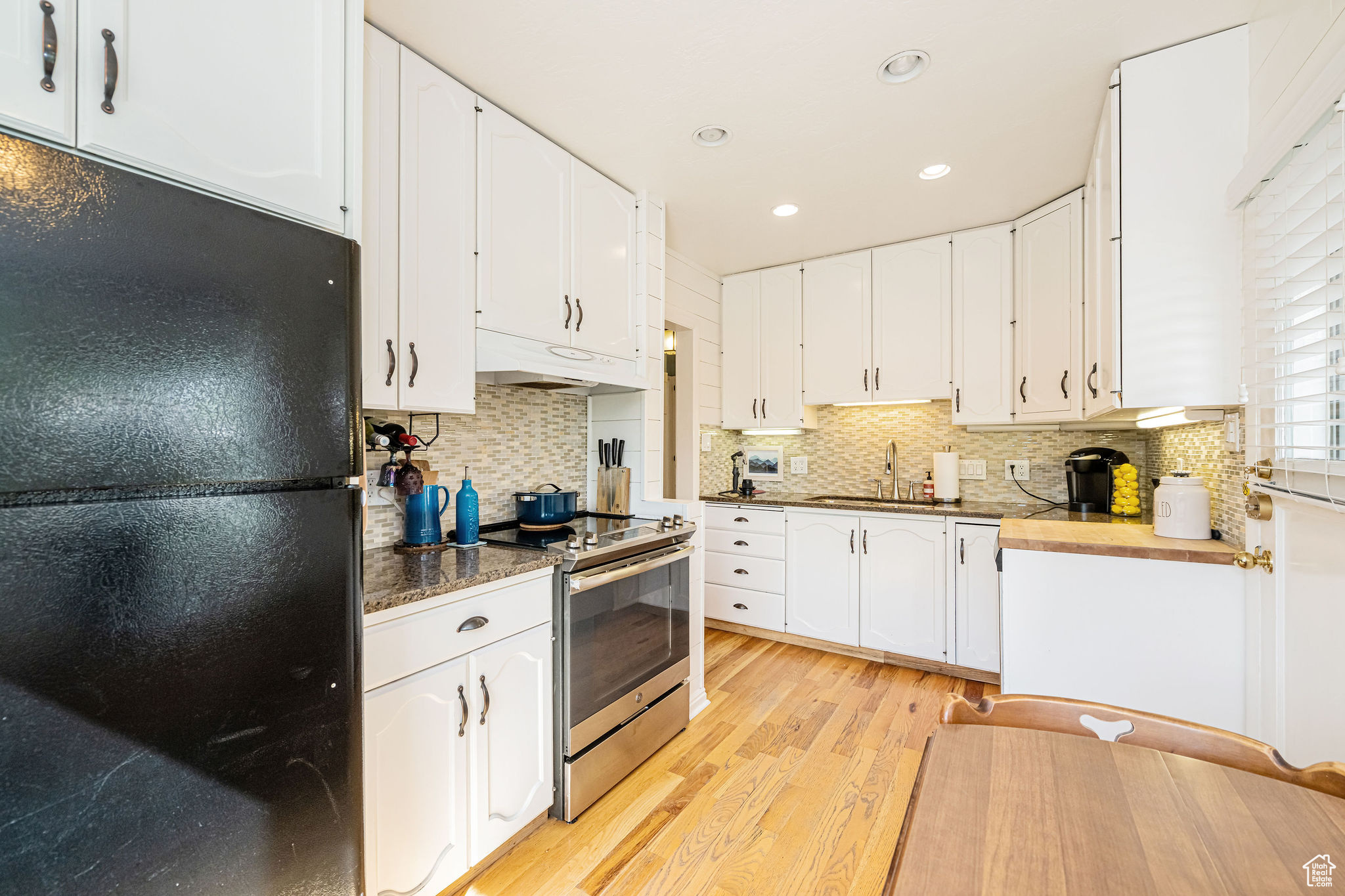963 W Signora Dr, Salt Lake City, Utah image 6