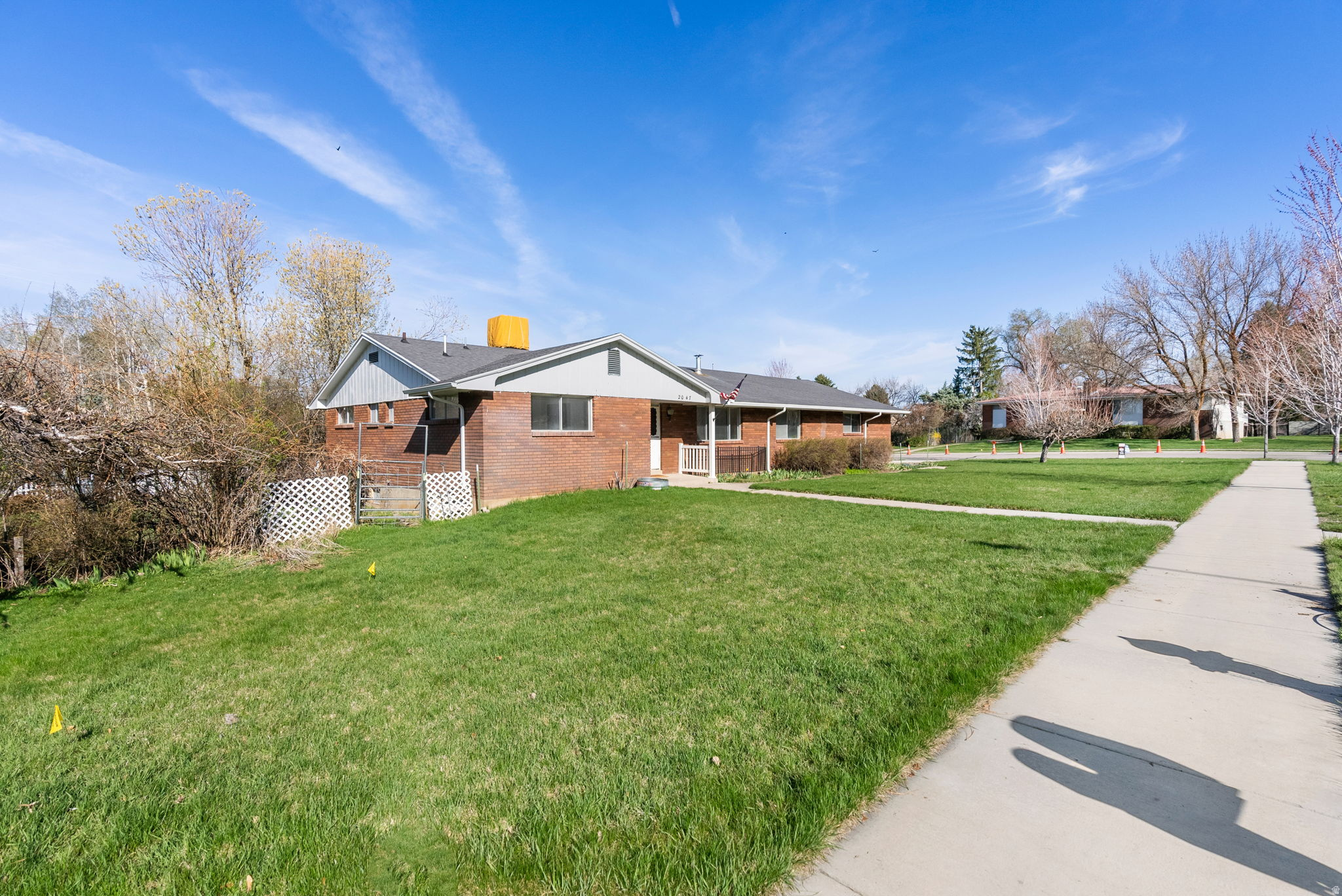 COUNTRY ESTATES SUBD - Residential