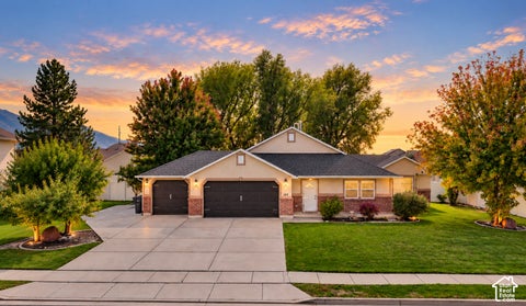 Photo of 169 W 2050 N, Harrisville, UT 84414 (MLS # 2192267)