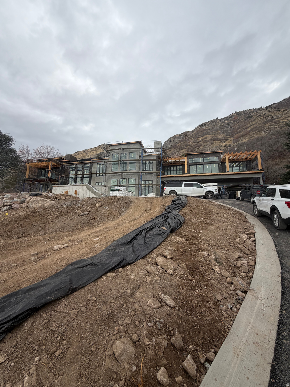 SHERWOOD HILLS - Residential