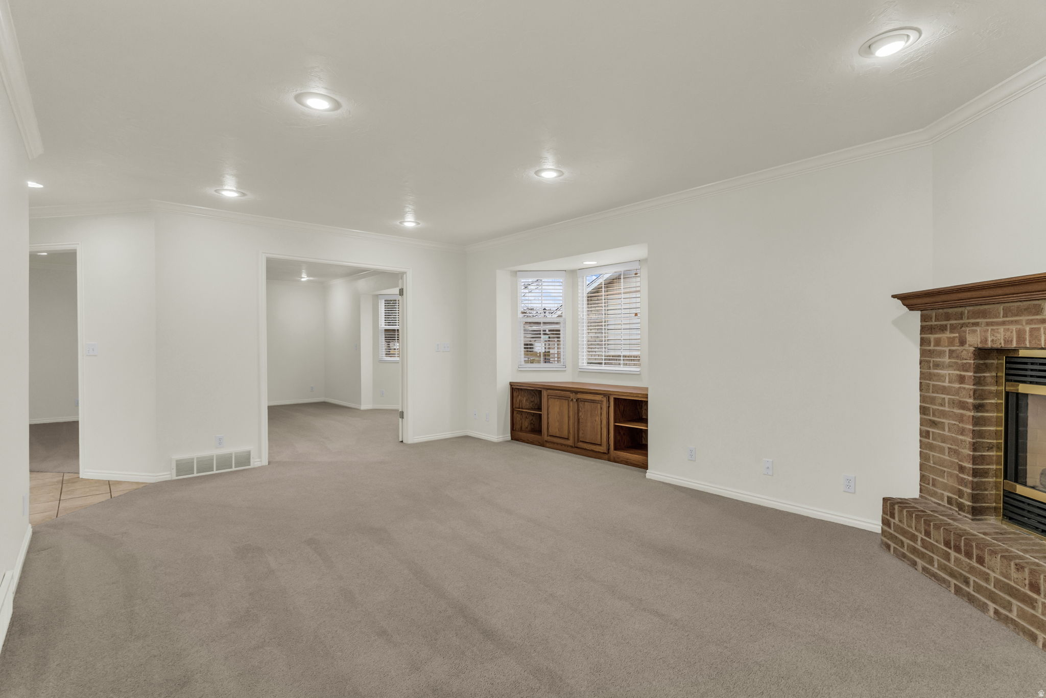 CORNERSTONE CONDO - Residential Income