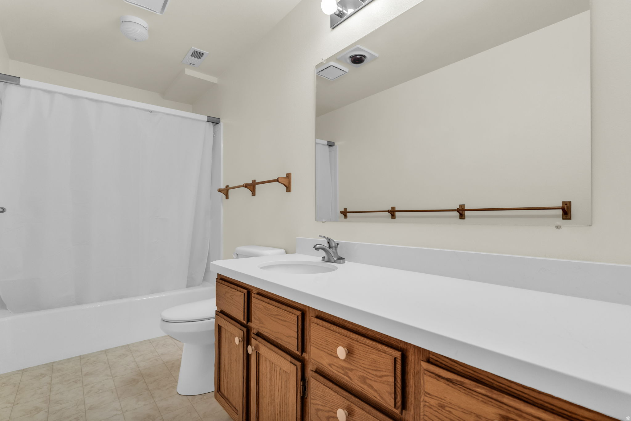 CORNERSTONE CONDO - Residential Income