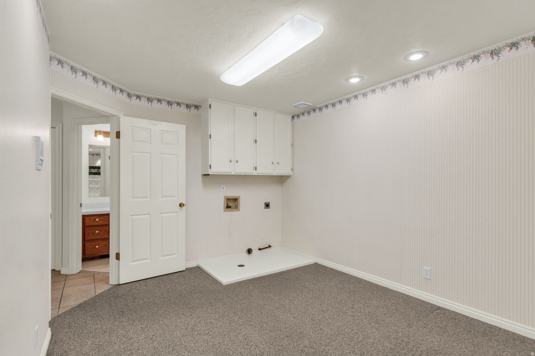 CORNERSTONE CONDO - Residential Income