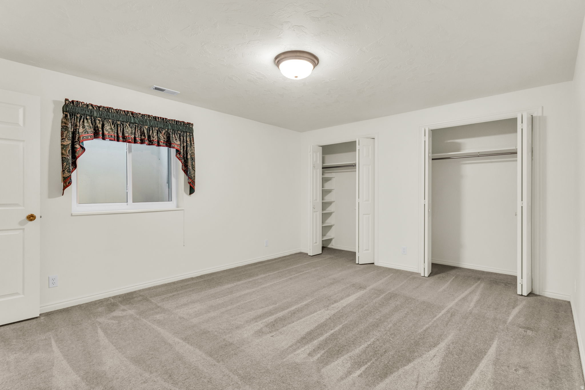 CORNERSTONE CONDO - Residential Income