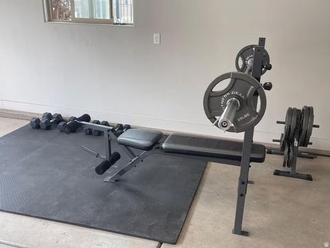 Tiny photo for 2335 N CANYON DR, Washington, UT 84780 (MLS # 2158725)