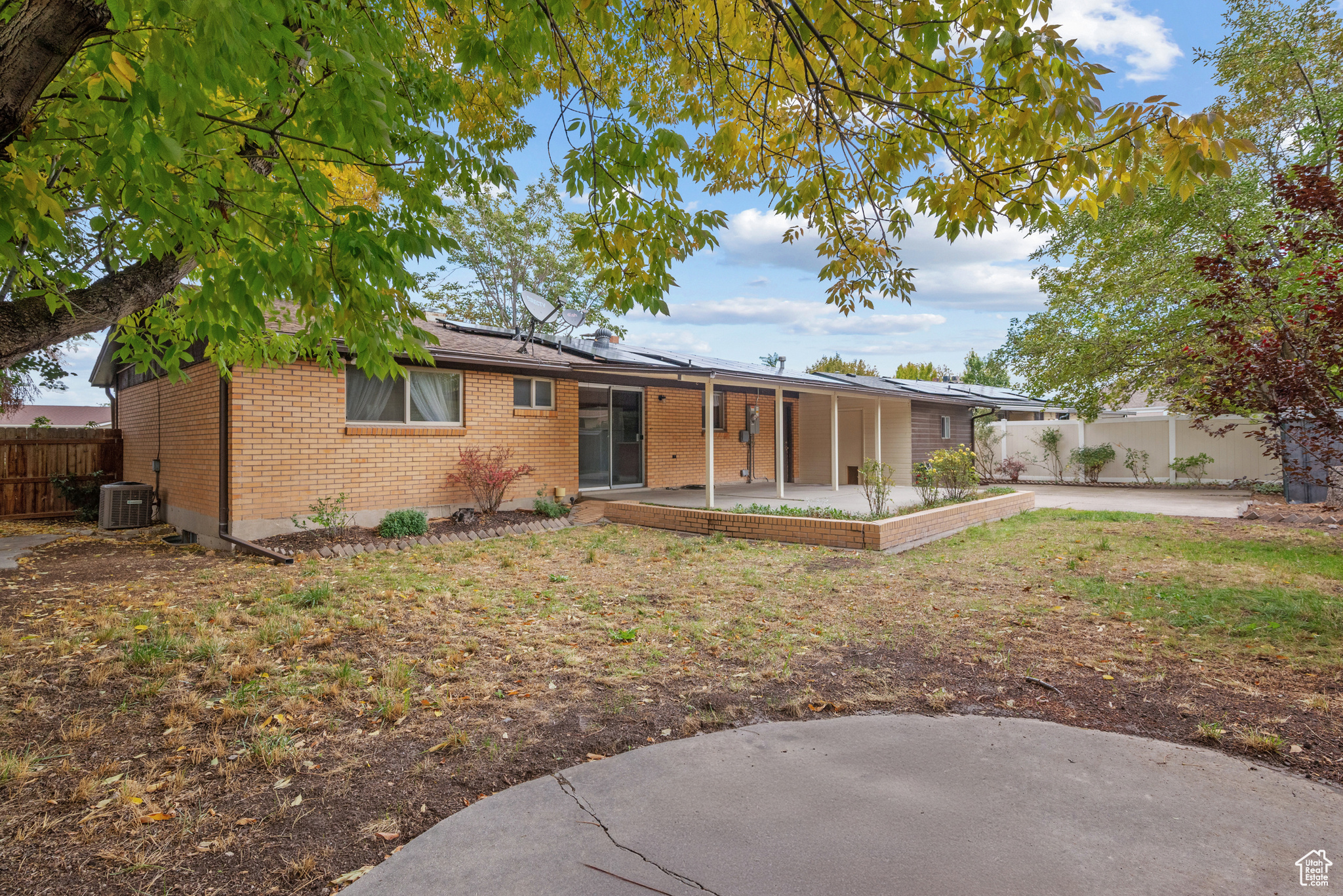 COLONY NORTH - Residential