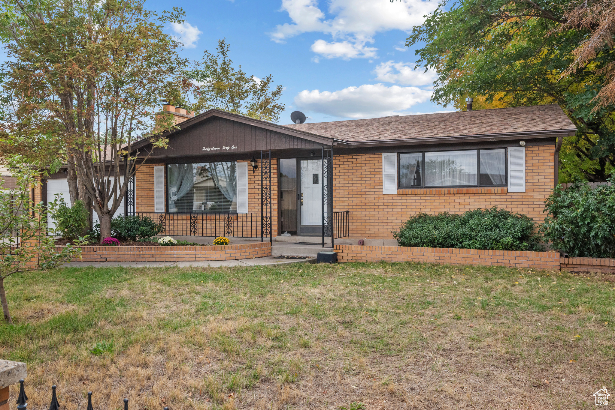 COLONY NORTH - Residential
