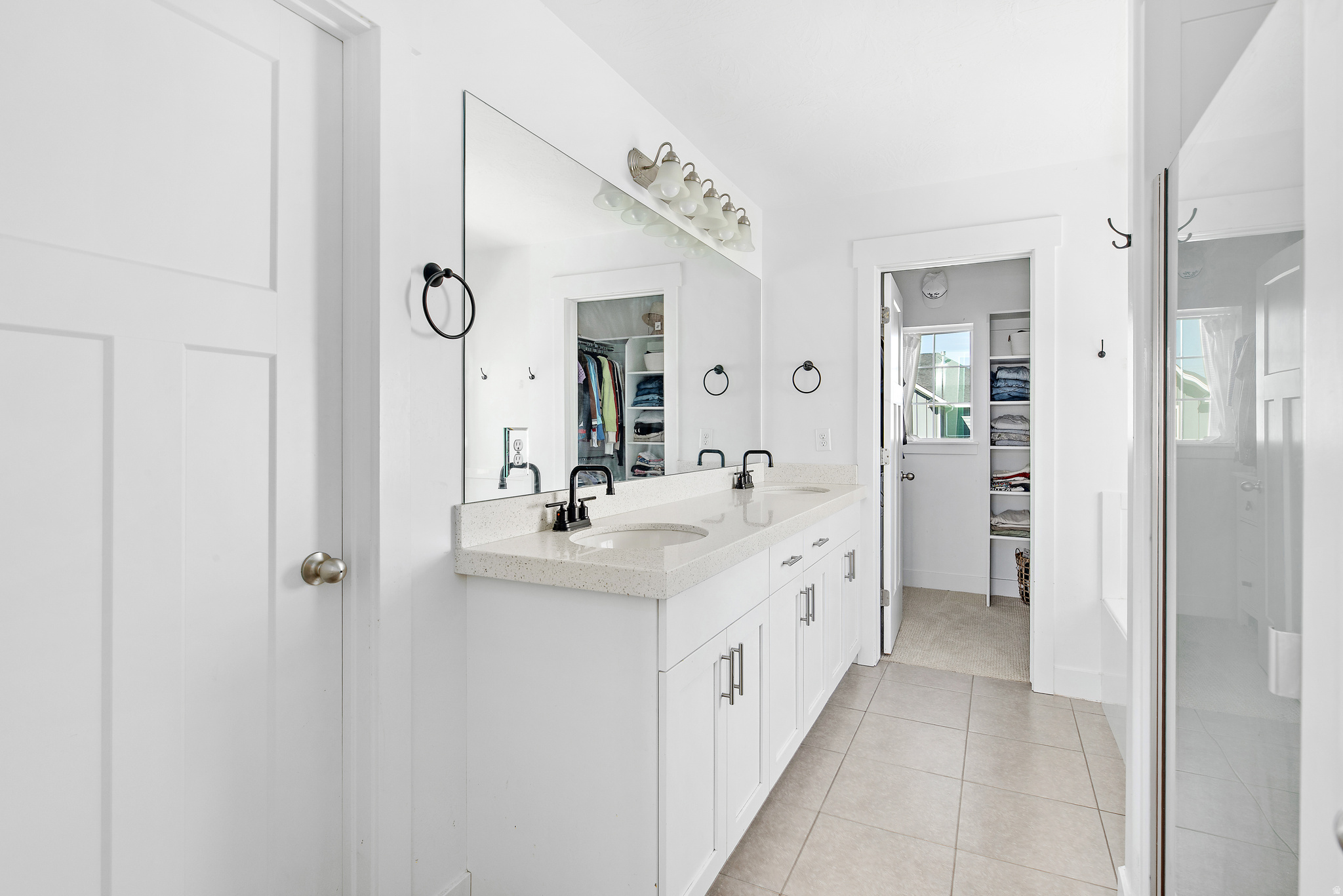 SILVERLAKE - Residential