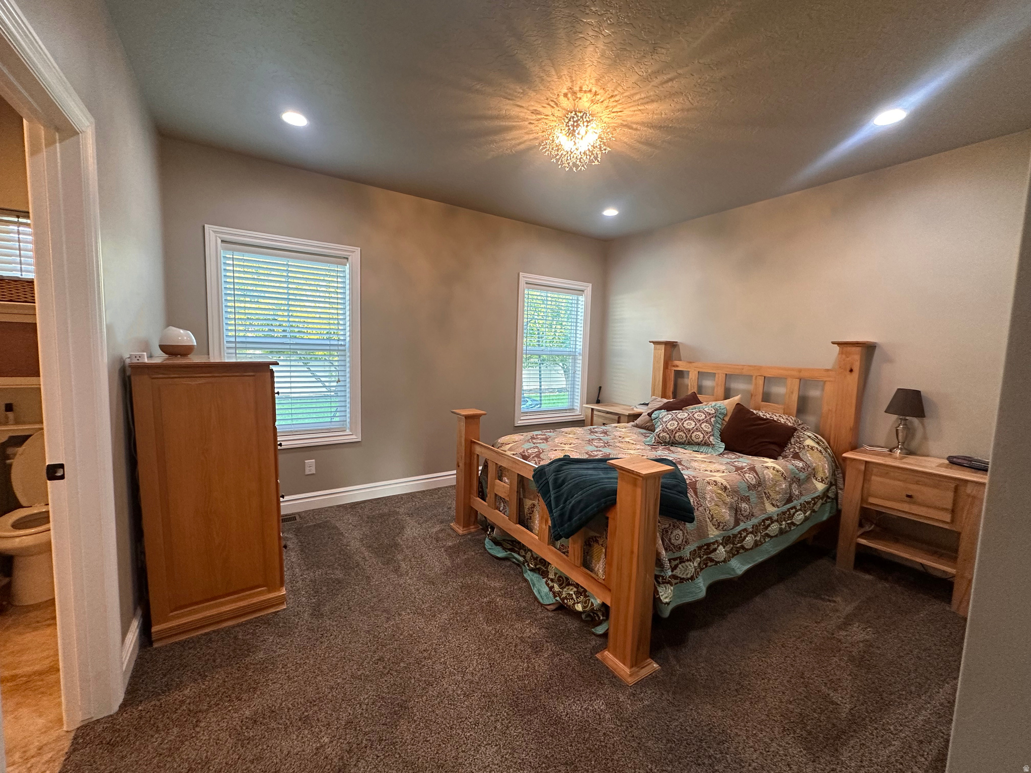 SUNRISE KNOLLS - Residential