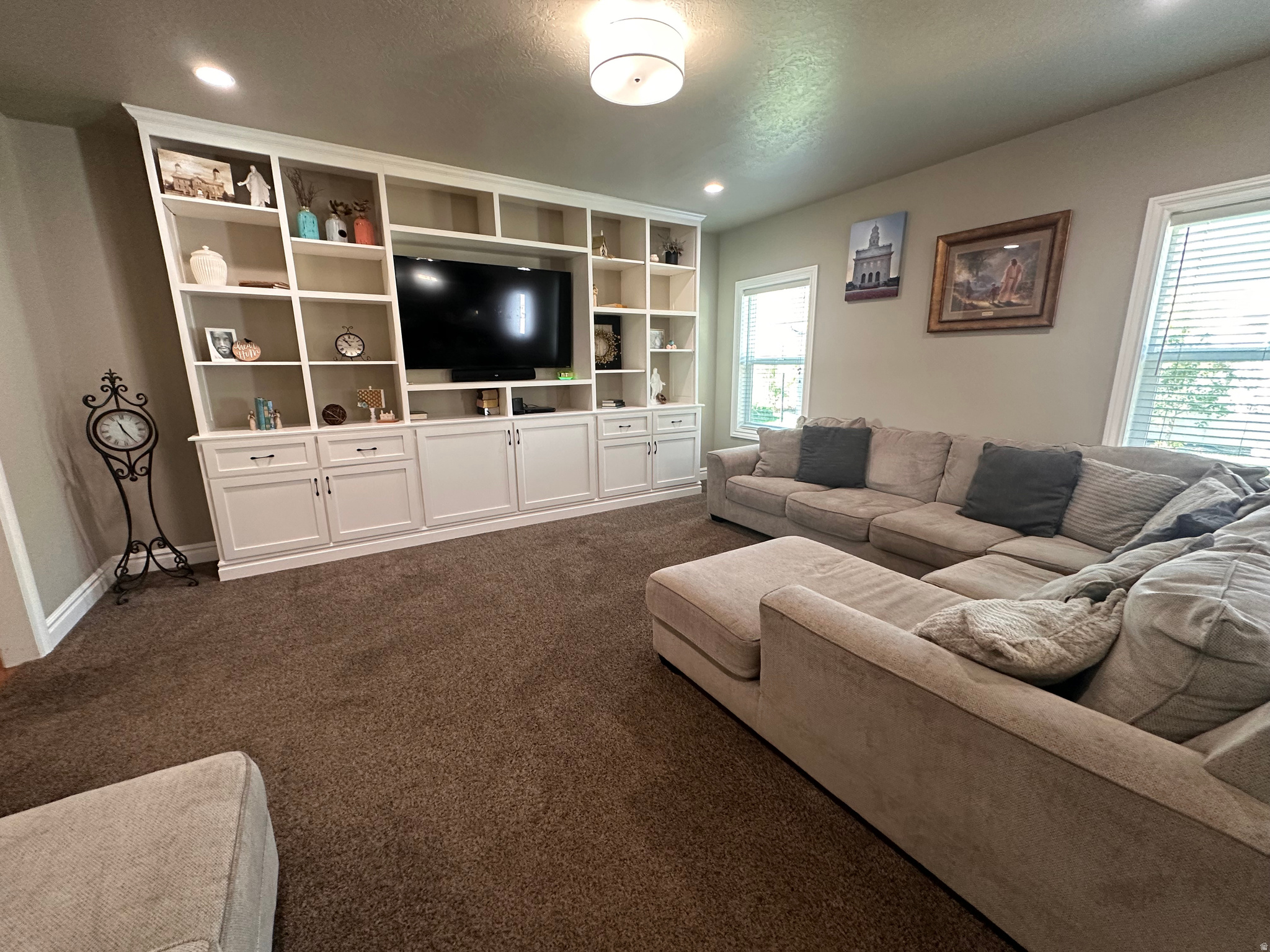 SUNRISE KNOLLS - Residential