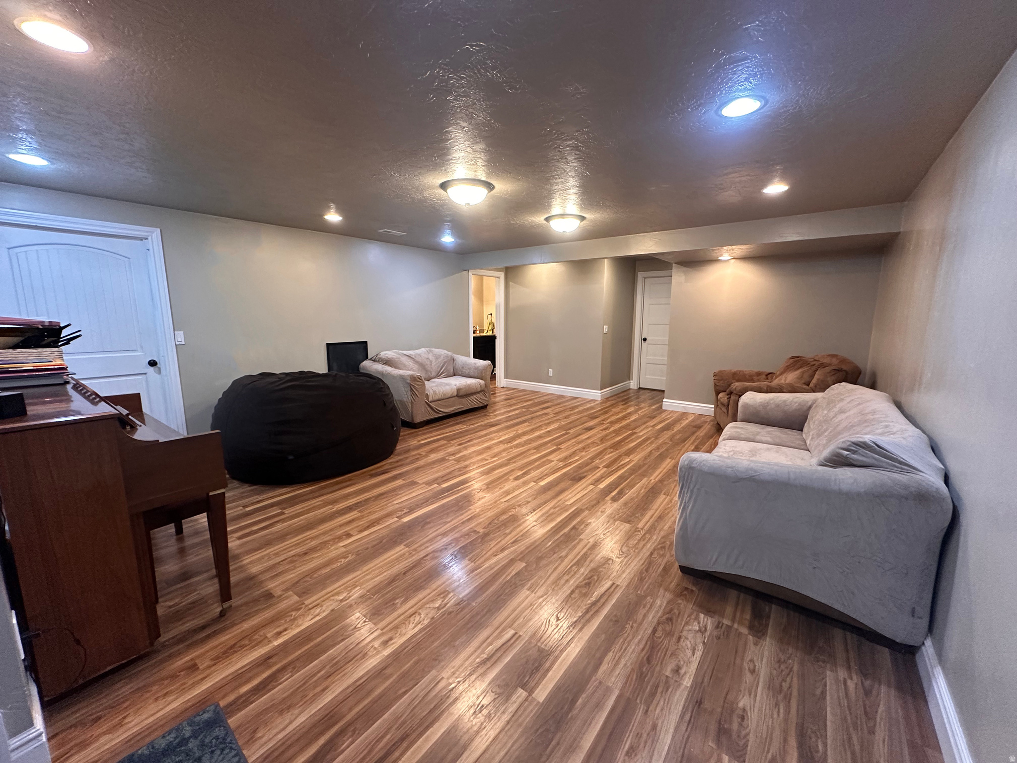 SUNRISE KNOLLS - Residential