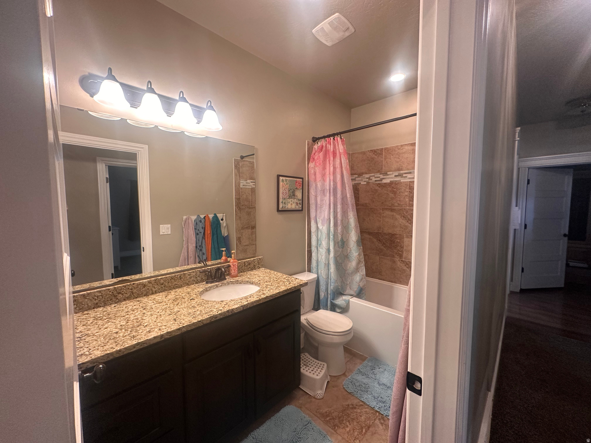 SUNRISE KNOLLS - Residential