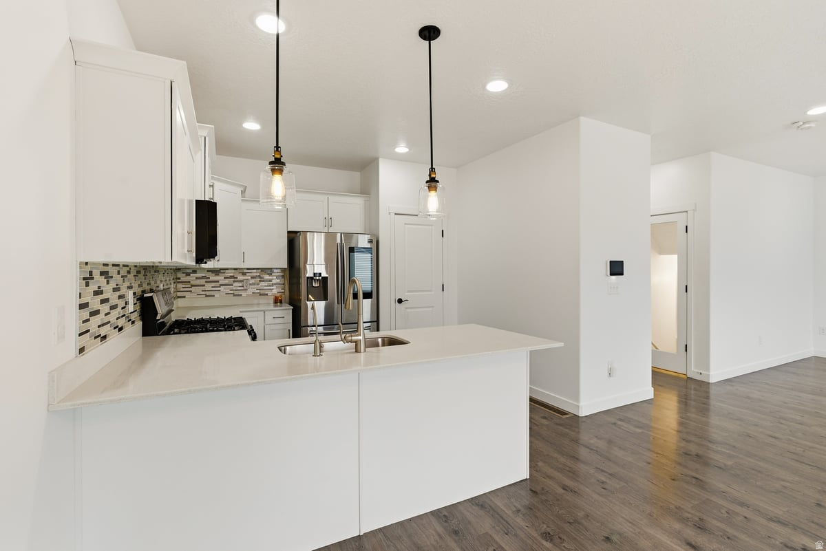 SOUTH HILLS - Residential