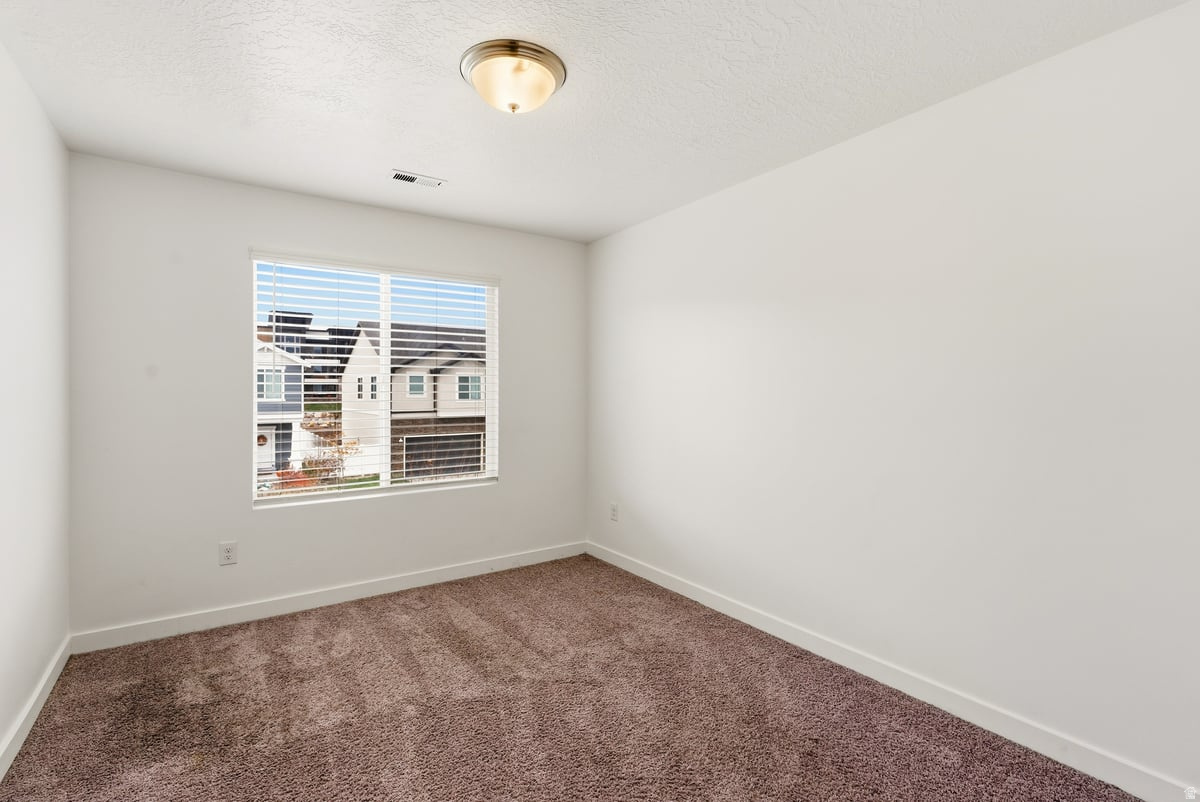 SOUTH HILLS - Residential