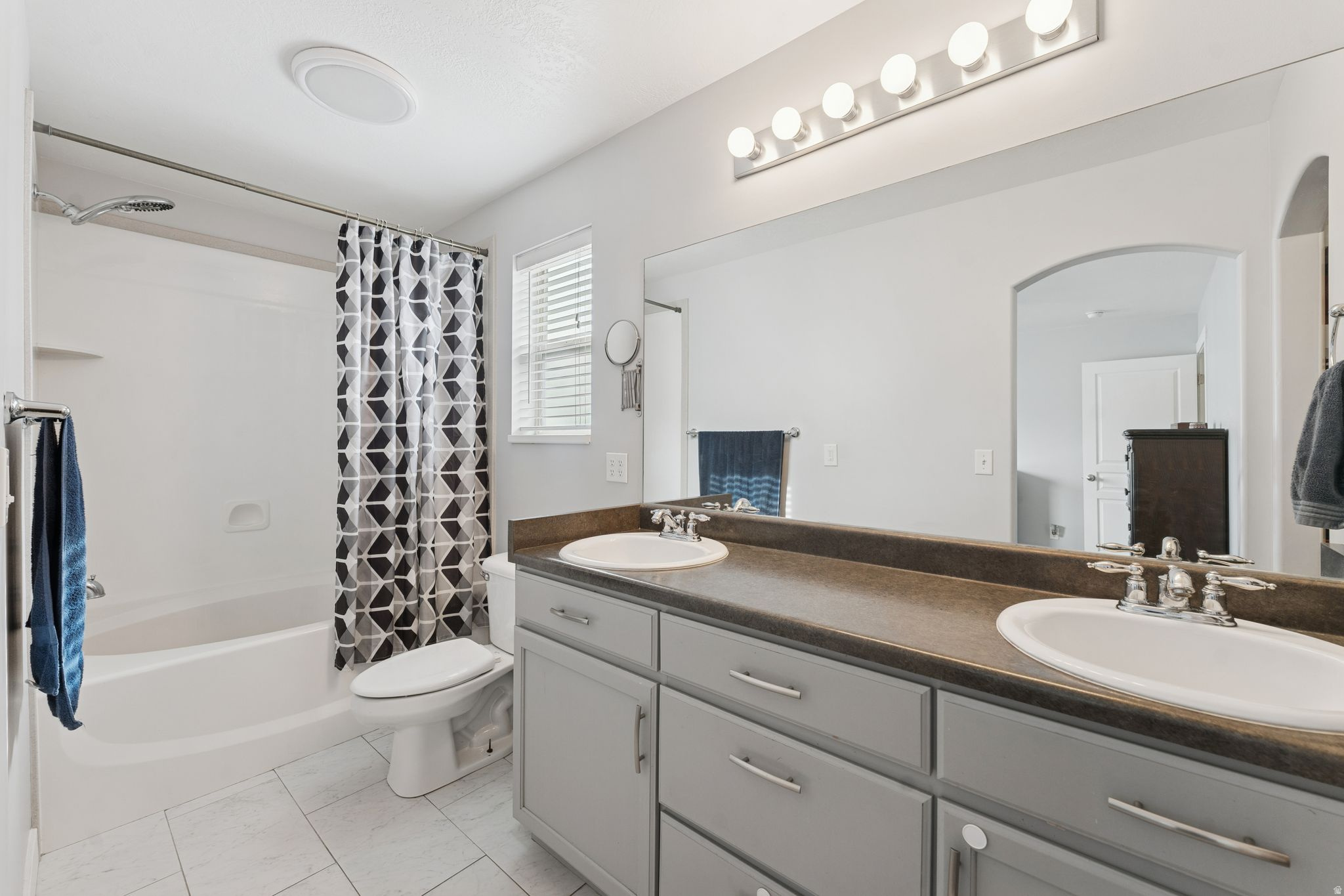 GLENEAGLES NO 3A SUBDIVISION - Residential