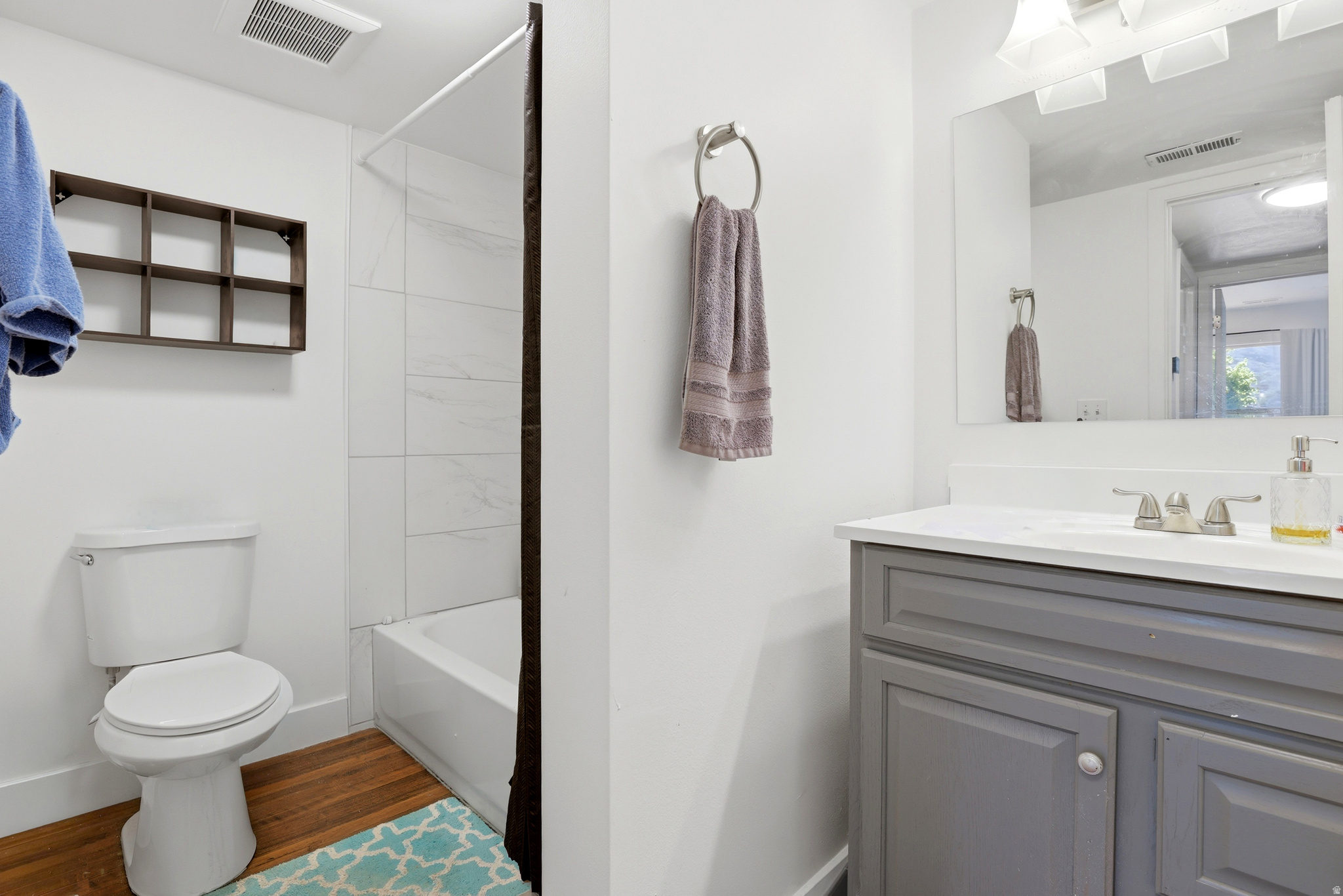 CEDAR SPRINGS - Residential