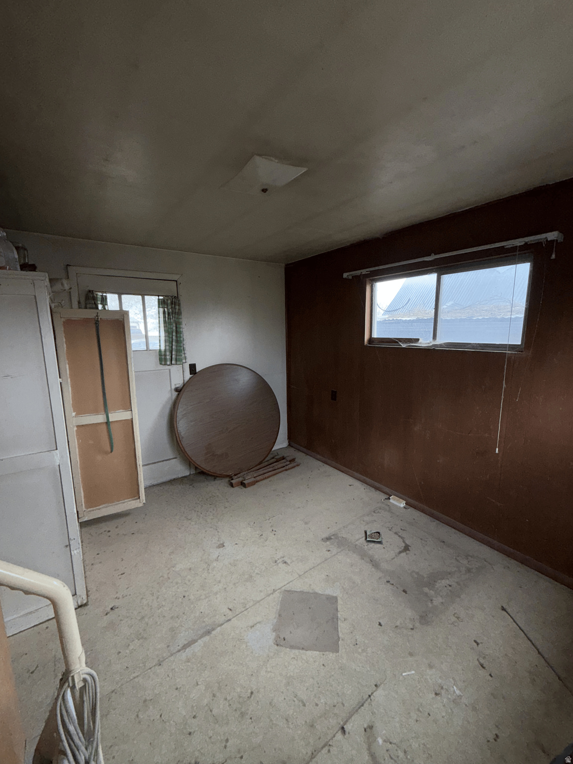 YOUNG PROPERTY - Residential