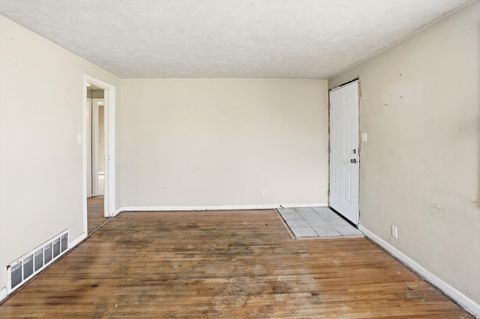 Tiny photo for 1126 S REDWOOD DR W, Salt Lake City, UT 84104 (MLS # 2135875)