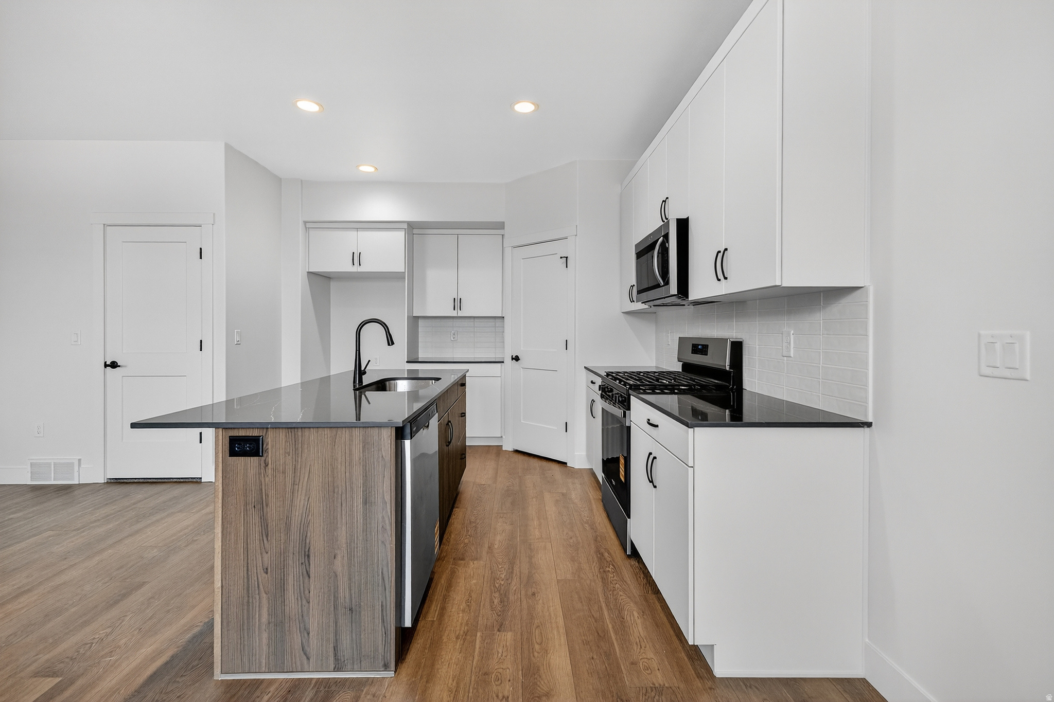 ORCHARDS AT JDC RANCH - Residential