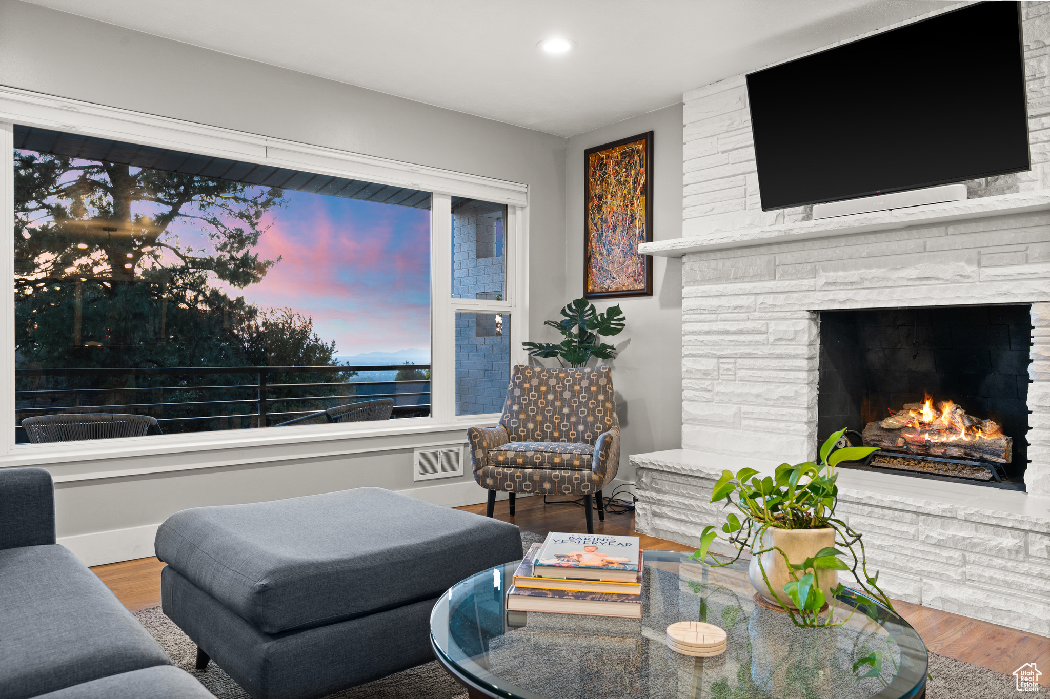 PARK TERRACE - Residential