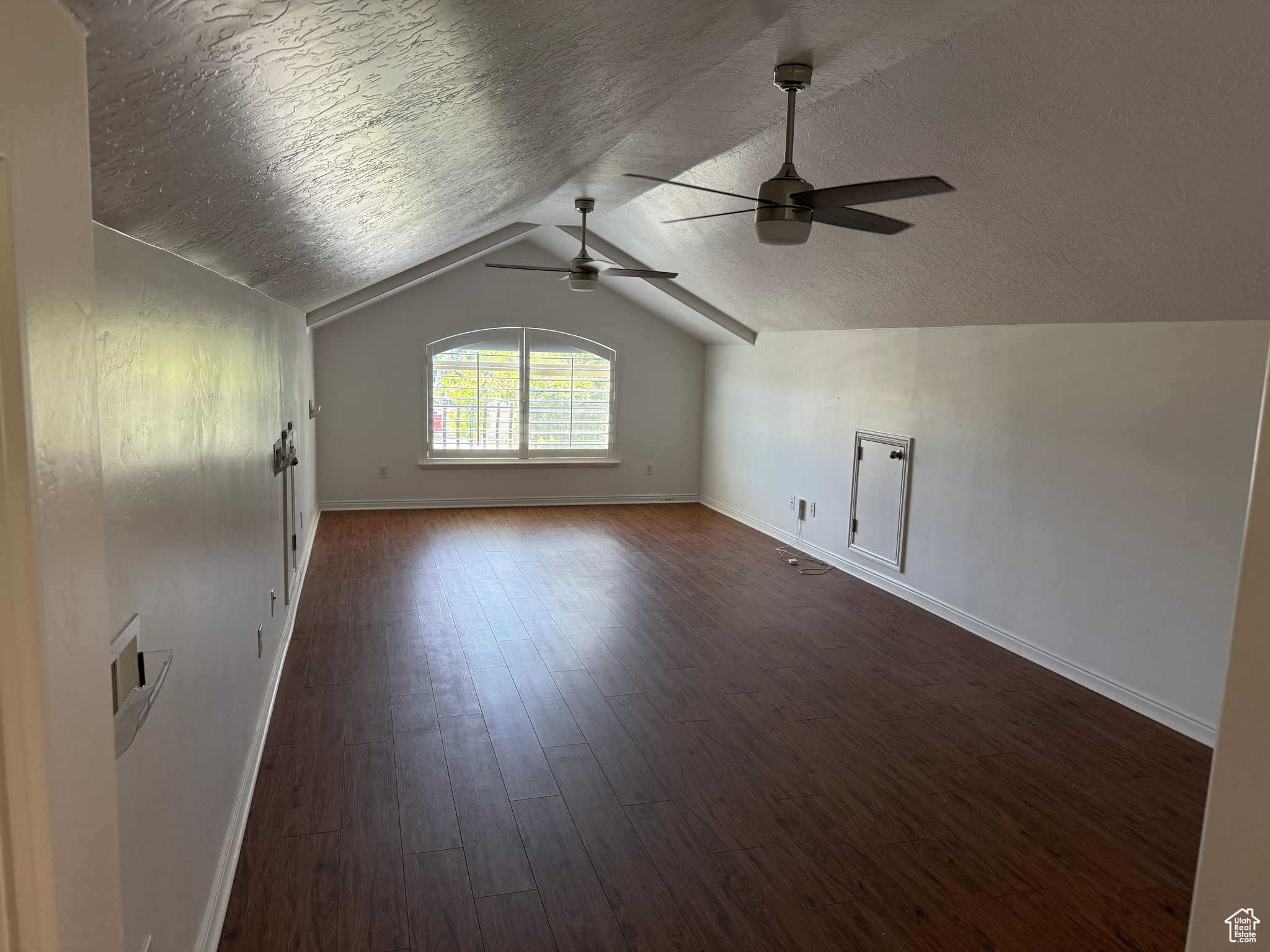 VALENTINE ESTATES - Residential