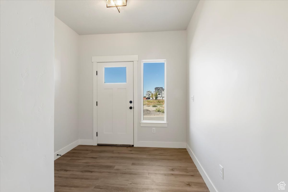 WESTFIELDS CENTRAL - Residential