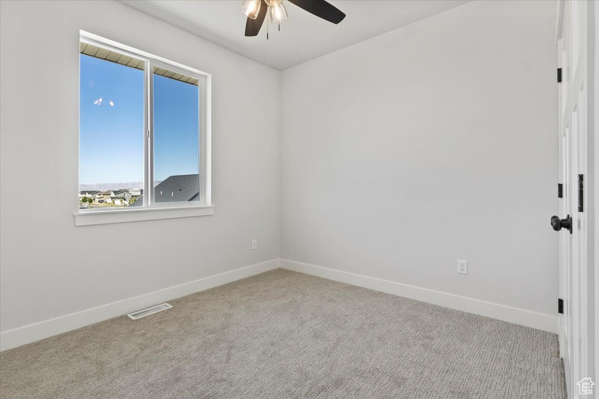 WESTFIELDS CENTRAL - Residential