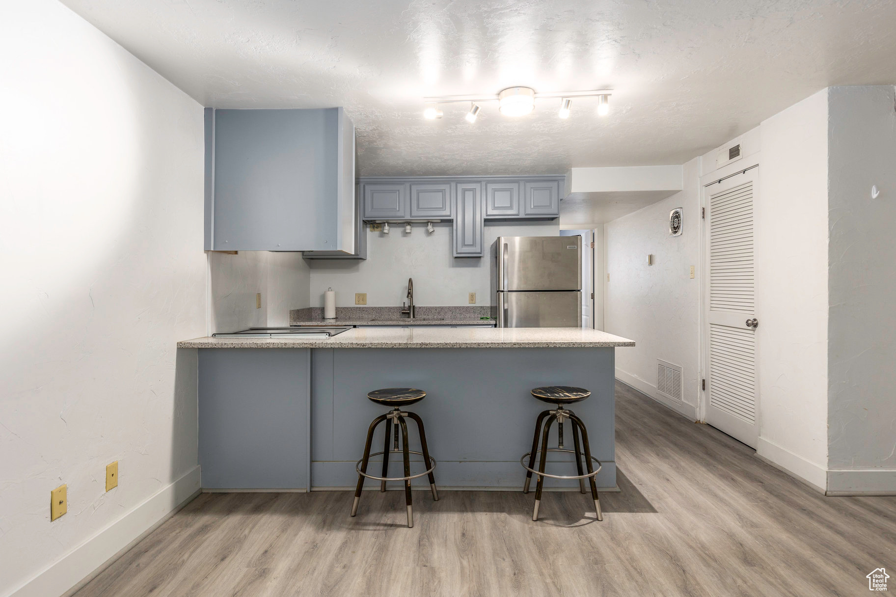 SNOW COUNTRY - Residential