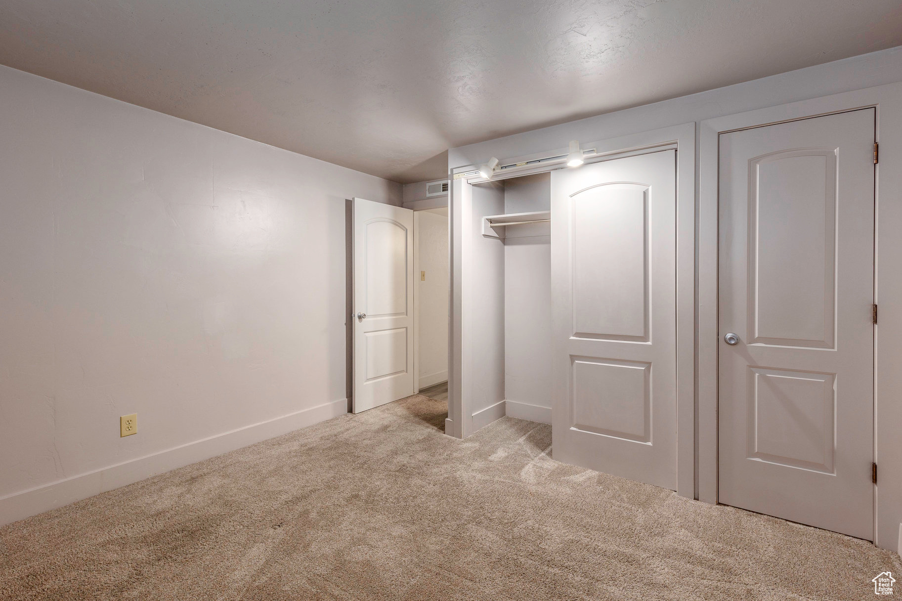 SNOW COUNTRY - Residential