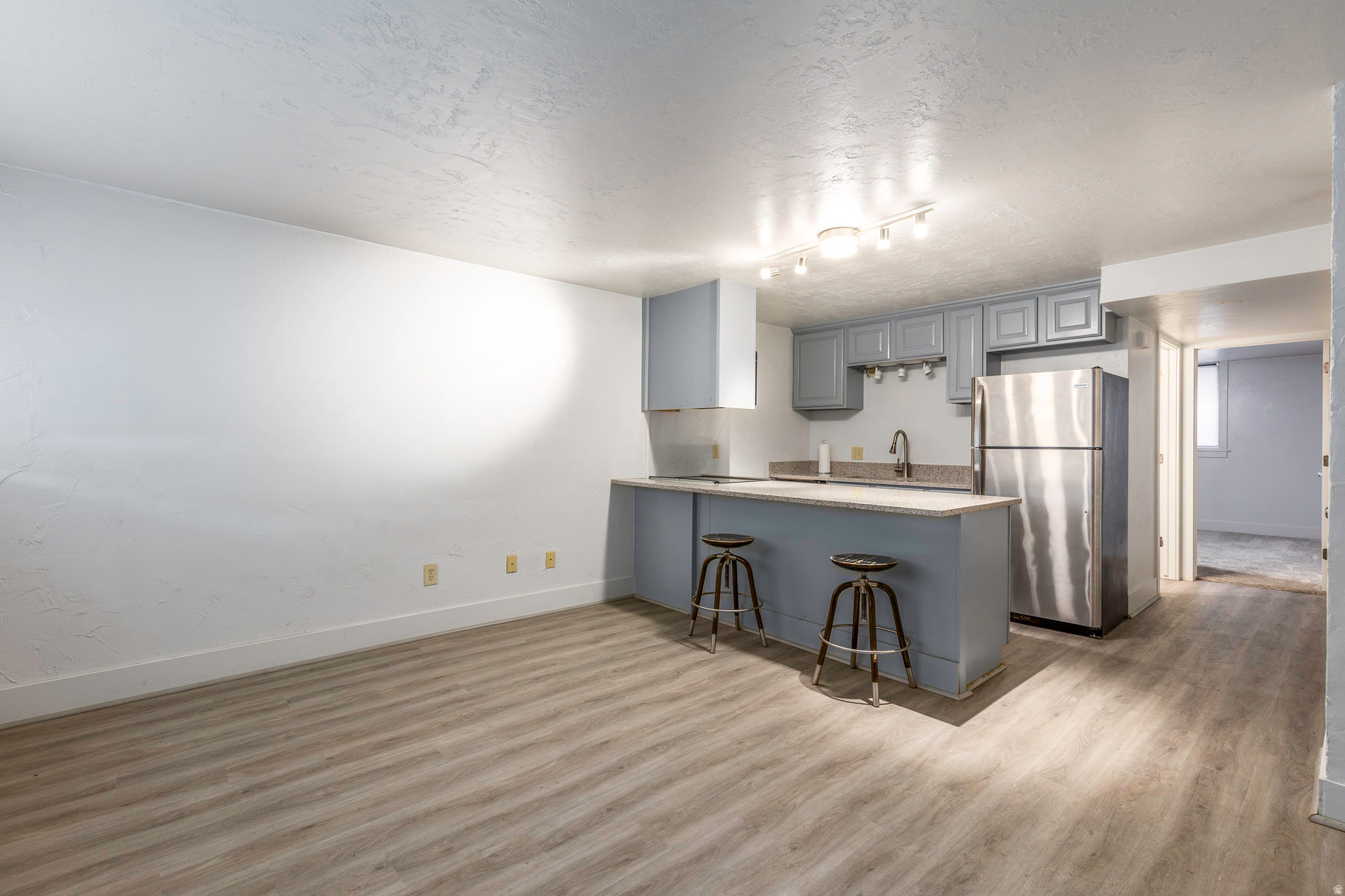 SNOW COUNTRY - Residential