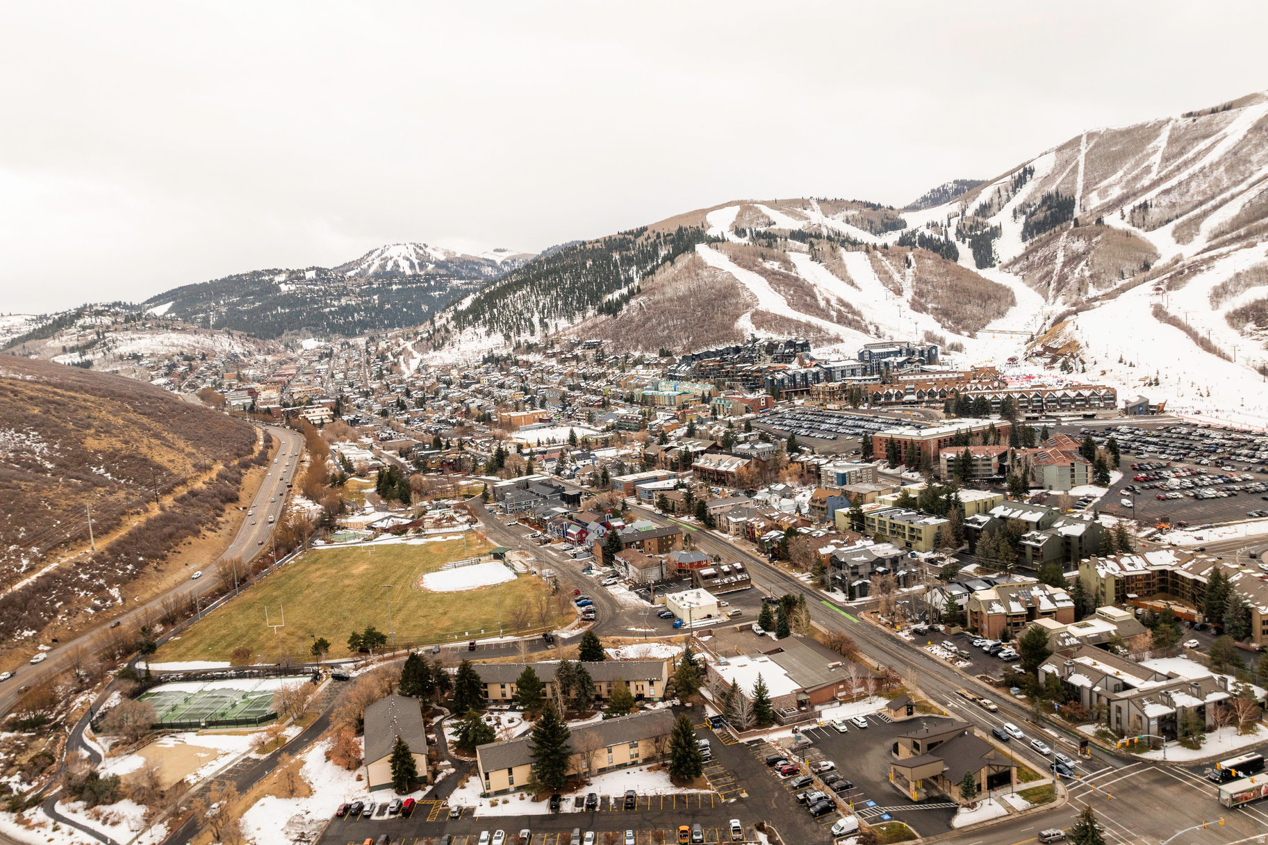 SNOW COUNTRY - Residential