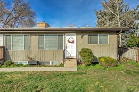 Homes For Sale - 3678 S 500 #1A<br/> Salt Lake County, Salt Lake City, UT 84106