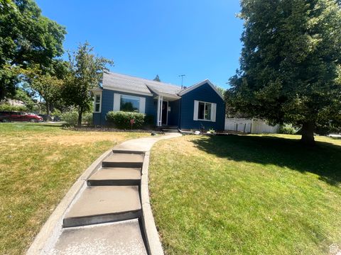 Tiny photo for 847 S GREENWOOD TER E, Salt Lake City, UT 84105 (MLS # 2097971)