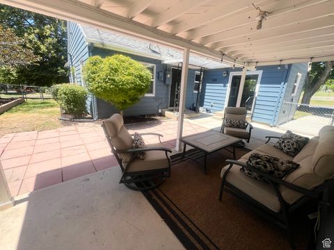 Tiny photo for 847 S GREENWOOD TER E, Salt Lake City, UT 84105 (MLS # 2097971)