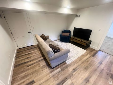 Tiny photo for 847 S GREENWOOD TER E, Salt Lake City, UT 84105 (MLS # 2097971)