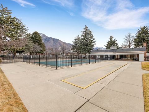 Tiny photo for 2286 E CARRIAGE LN #85, Holladay, UT 84117 (MLS # 2138026)