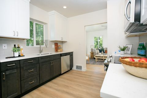 Tiny photo for 348 N 200 W, Salt Lake City, UT 84103 (MLS # 2120609)
