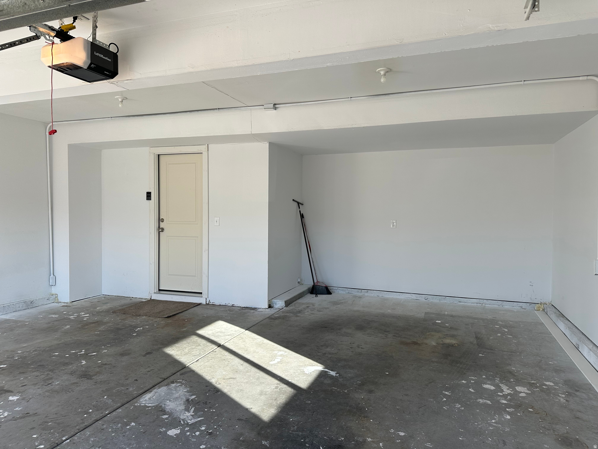 HUNTER FARMS - Residential