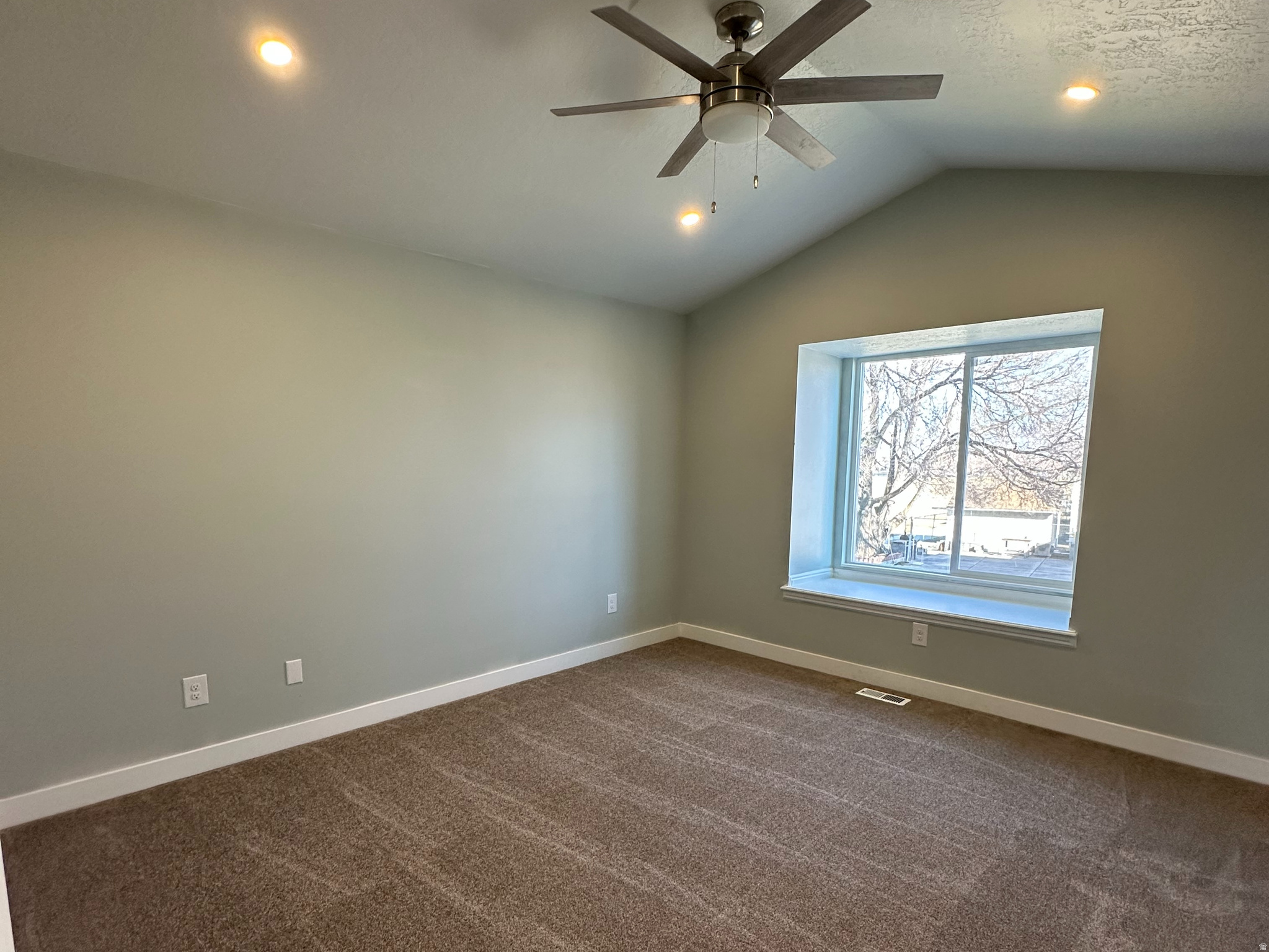 HUNTER FARMS - Residential