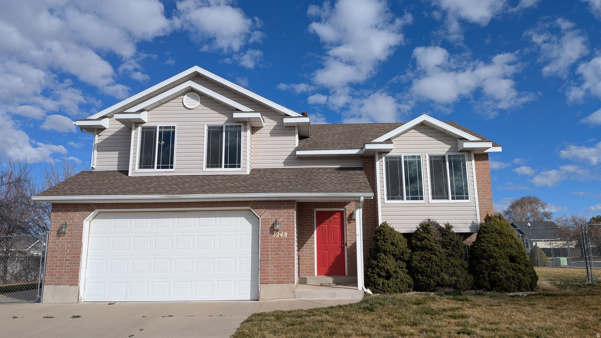 SHRON ESTATES - Residential