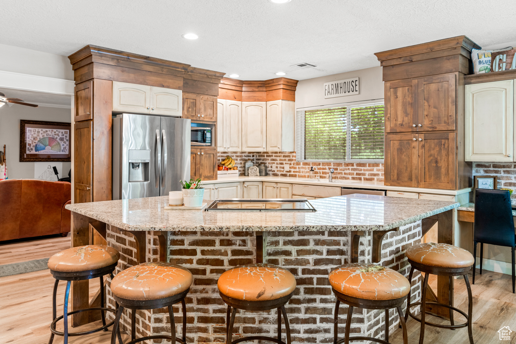 1502 S 325, Hurricane, Utah image 9