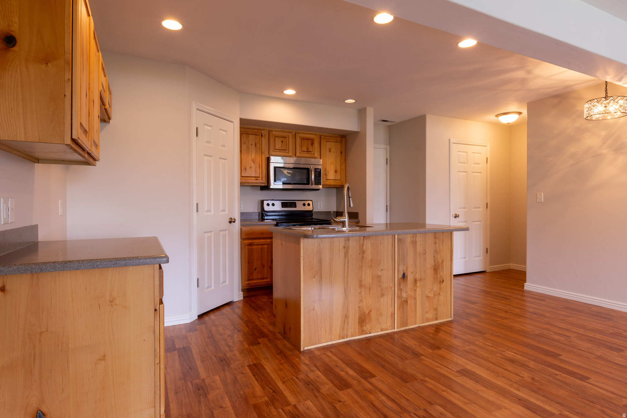 MAPLE MOUNTAIN - Residential