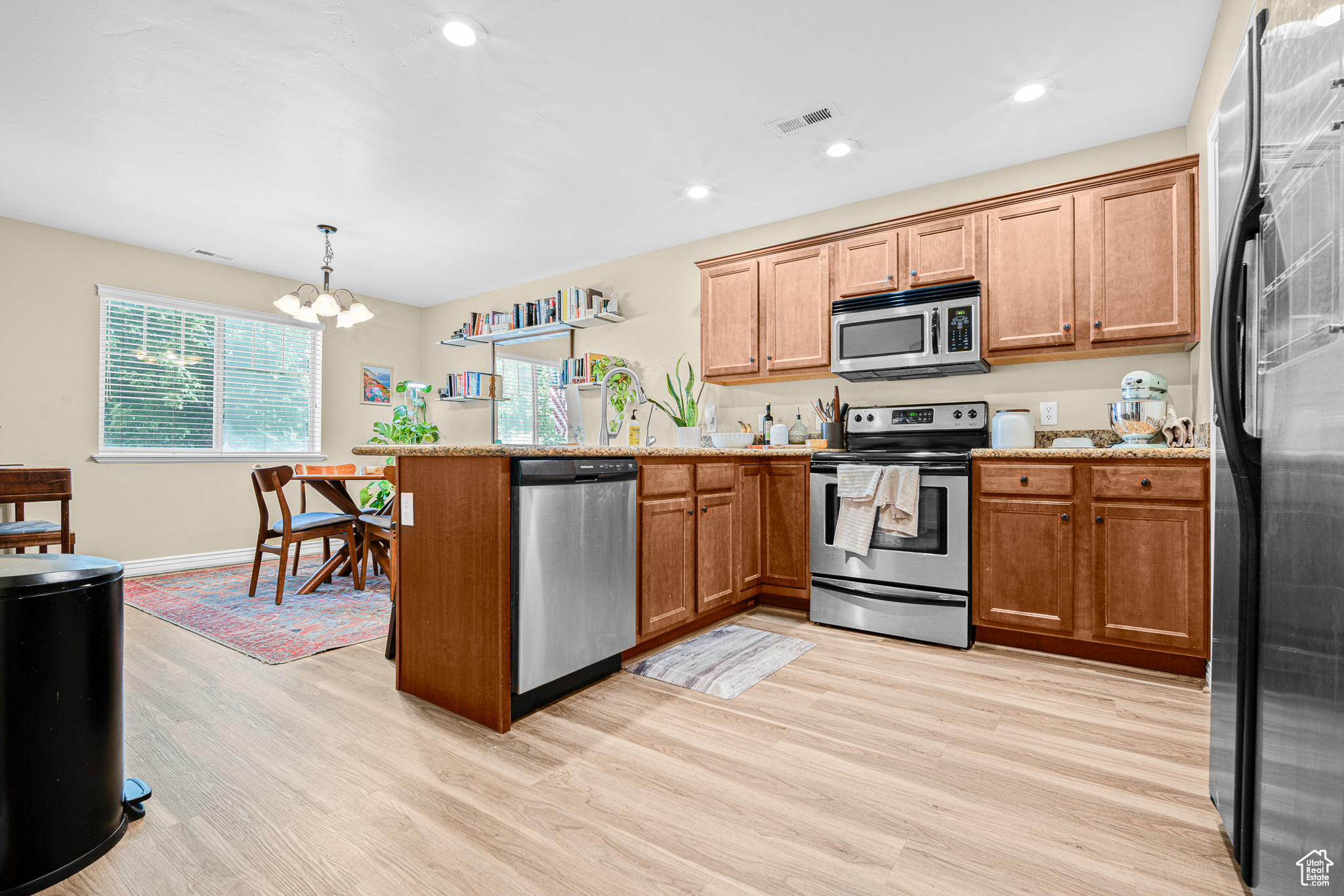 RIVER PARK WEST - Residential