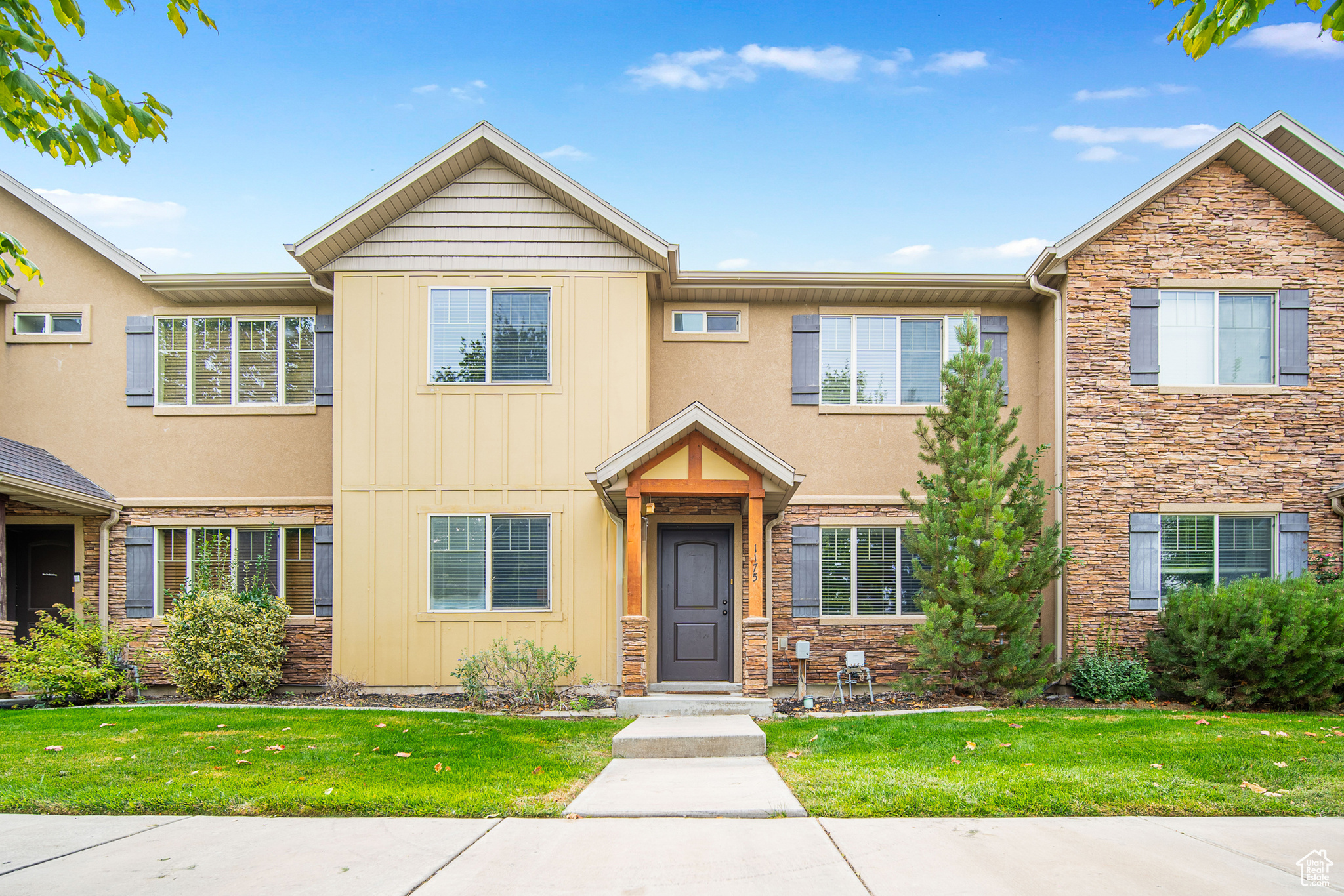 RIVER PARK WEST - Residential