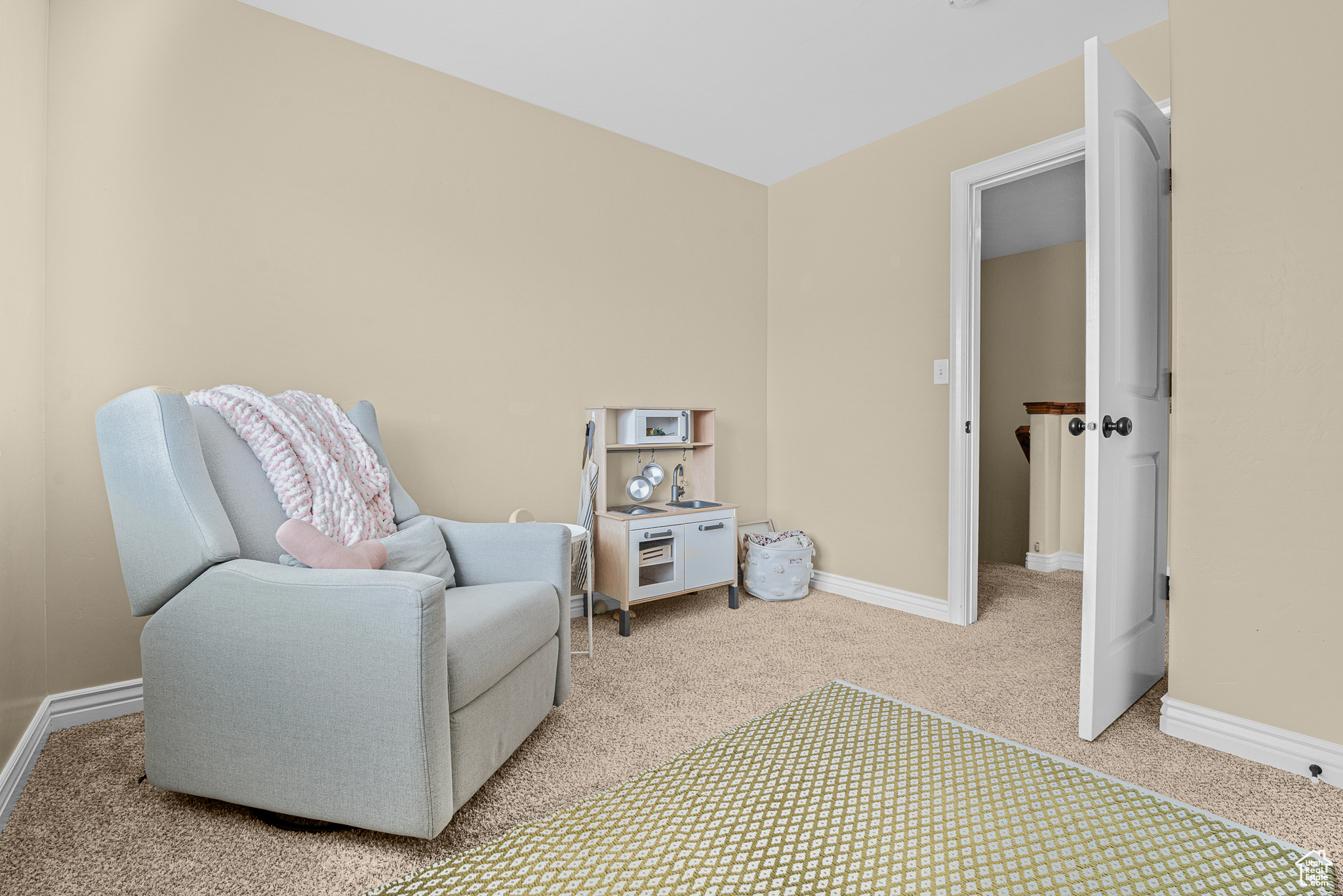RIVER PARK WEST - Residential