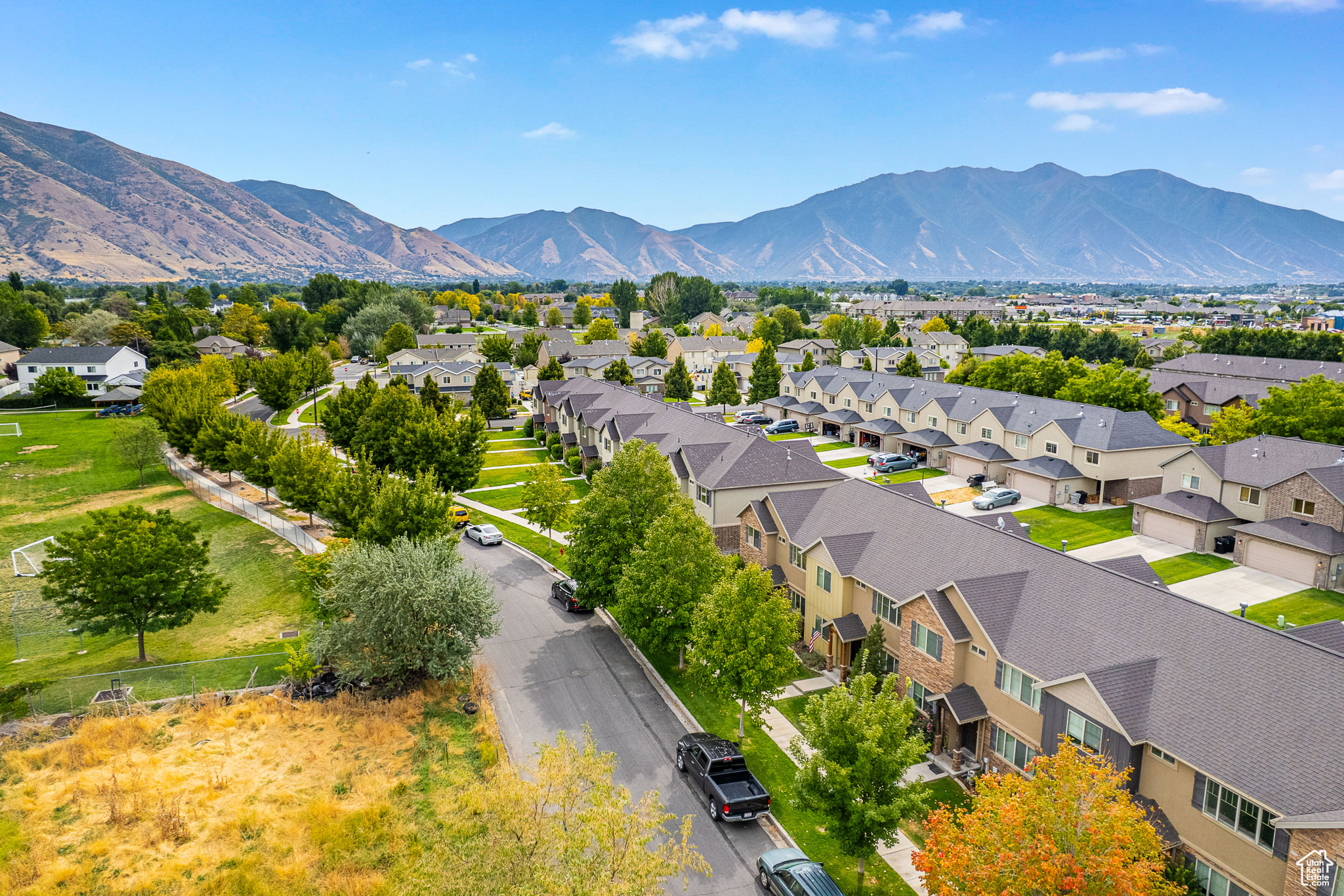 RIVER PARK WEST - Residential