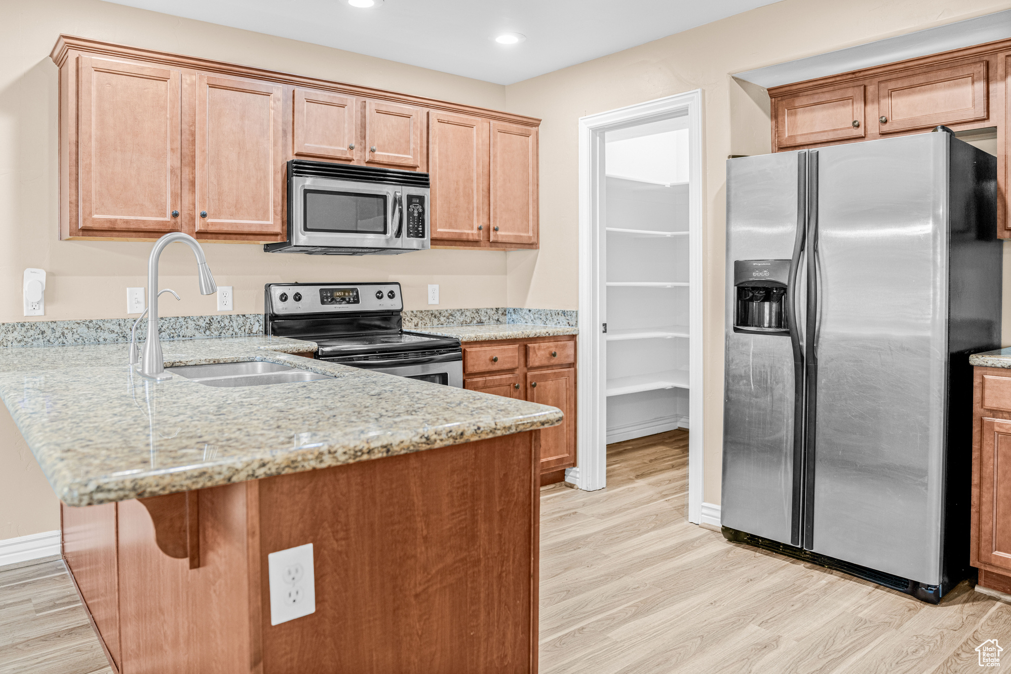 RIVER PARK WEST - Residential