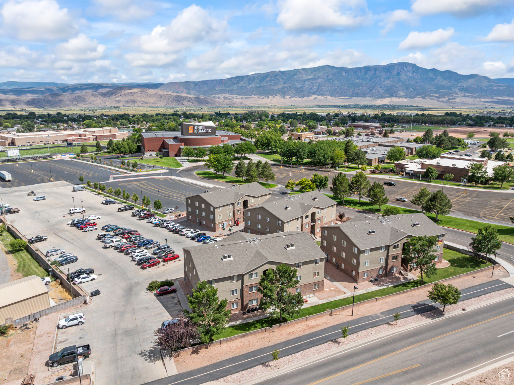 WILLOW CREEK - Residential Income