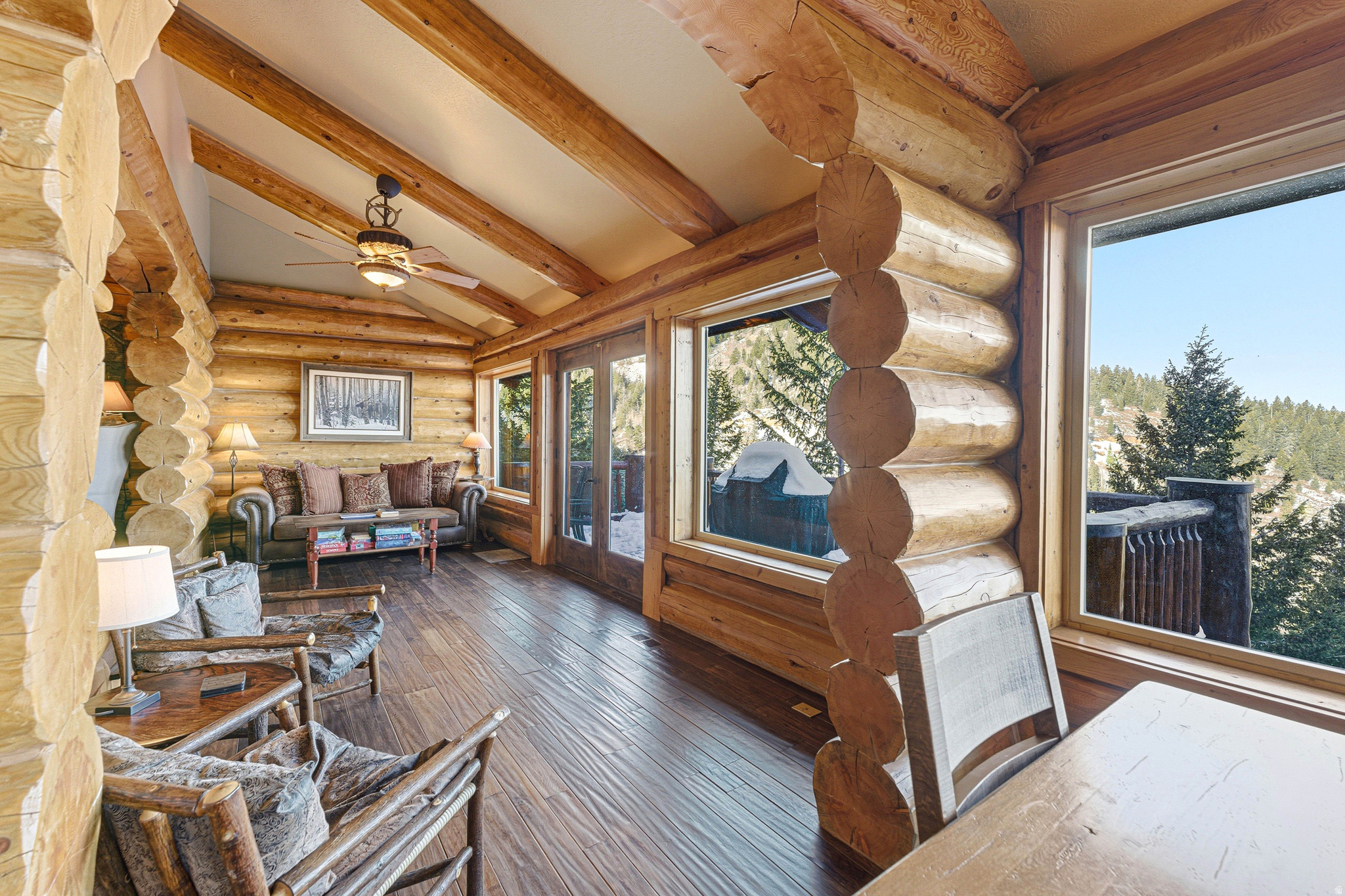 SUMMIT PARK - Residential