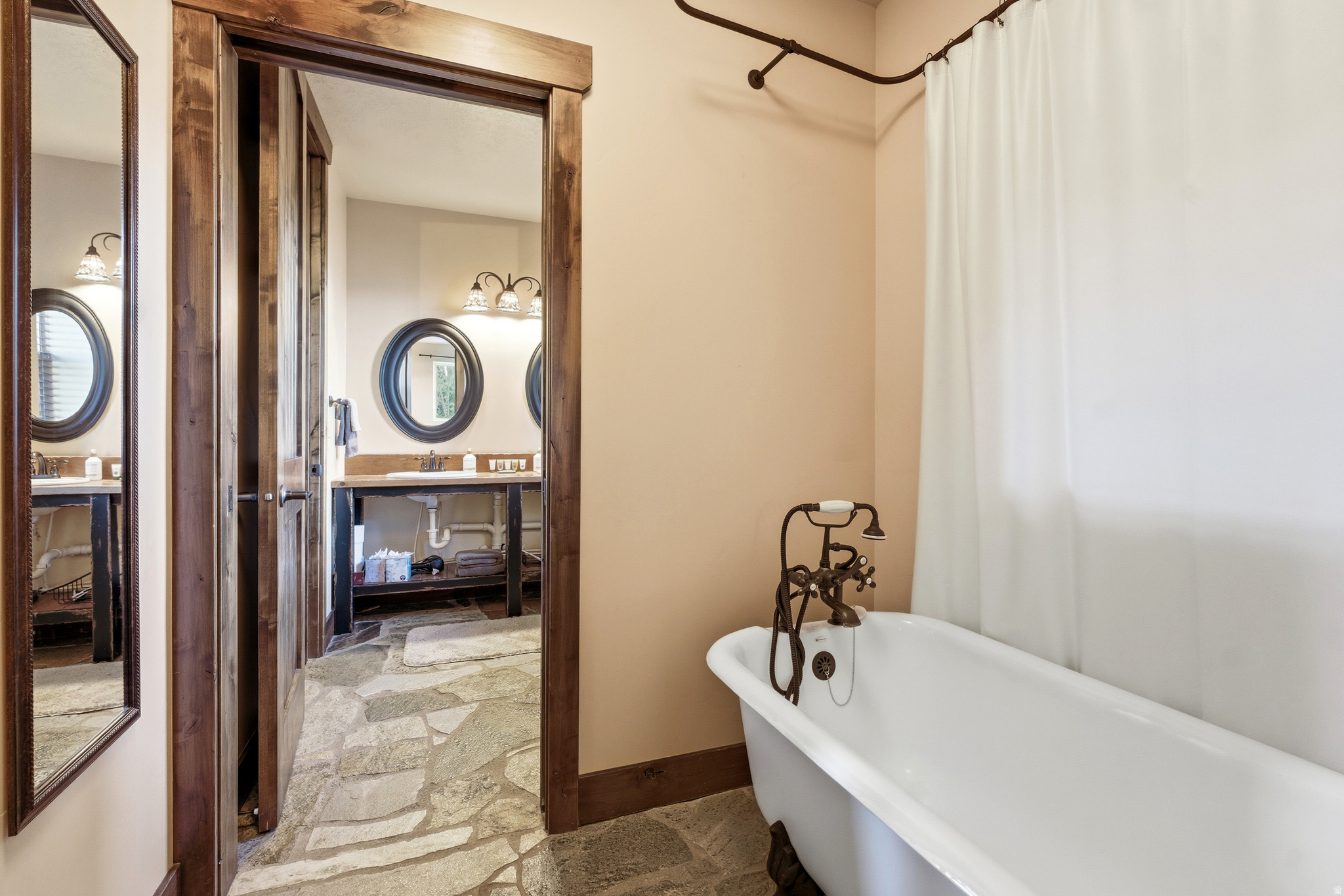 SUMMIT PARK - Residential